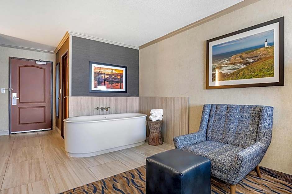 Elizabeth Oceanfront Suites, an Ascend Collection Hotel