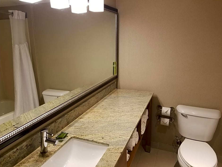 Radisson Hotel Detroit Farmington Hills – Farmington Hills, MI