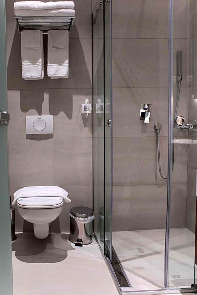 Best Western Premier Natalija Residence