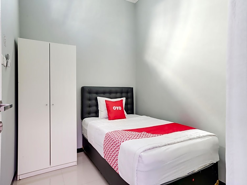 OYO 3971 Griya Loka Syariah 1 Sampangan