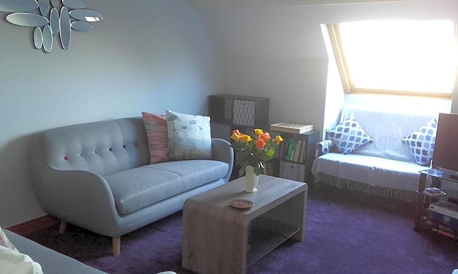 Twin Oaks Bed & Breakfast