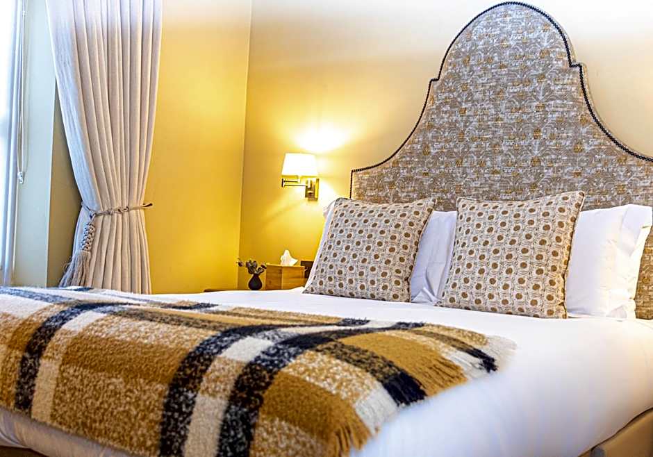 The Horse and Groom Inn