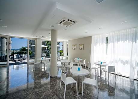 Hotel Constellation
