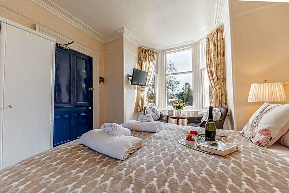 Rayrigg Villa Windermere (Room Only)