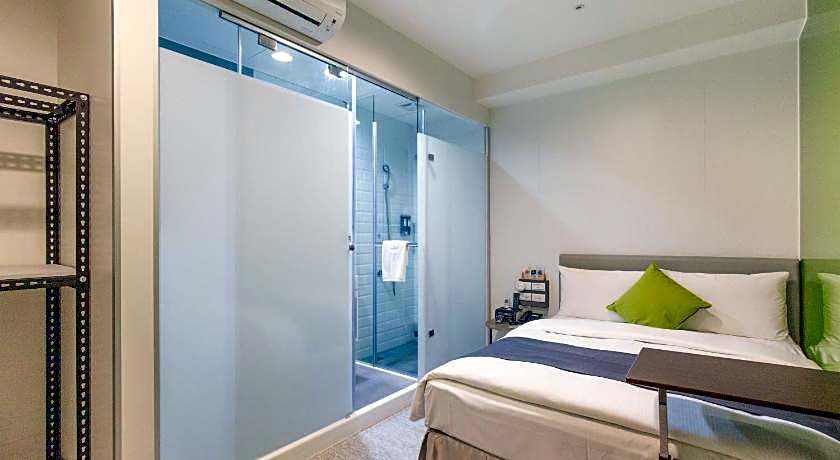 T.O.Hotel-Main Station