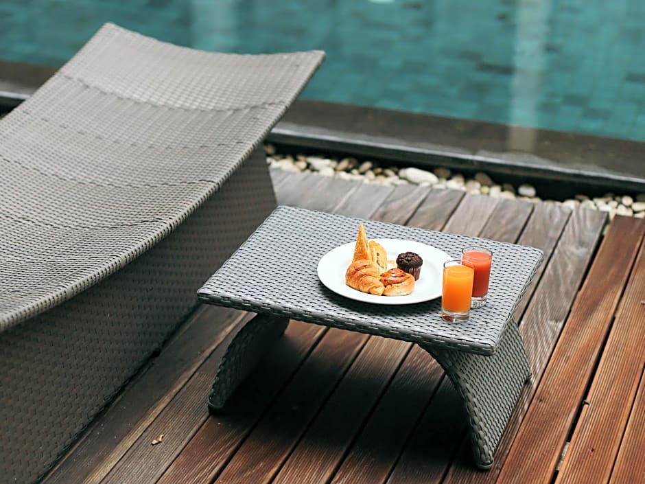 Hotel Terrace At Kuta