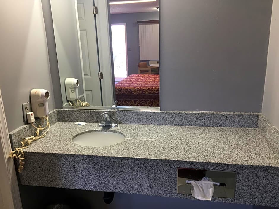 Haven Inn & Suites