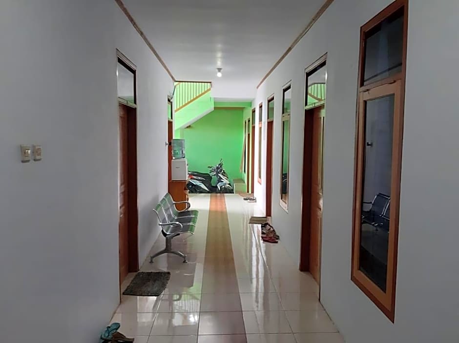 OYO Life 2884 Wisma Jatnika Syariah