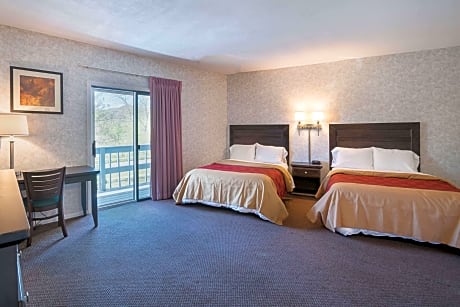 Double Room with Two Double Beds - Non-Smoking