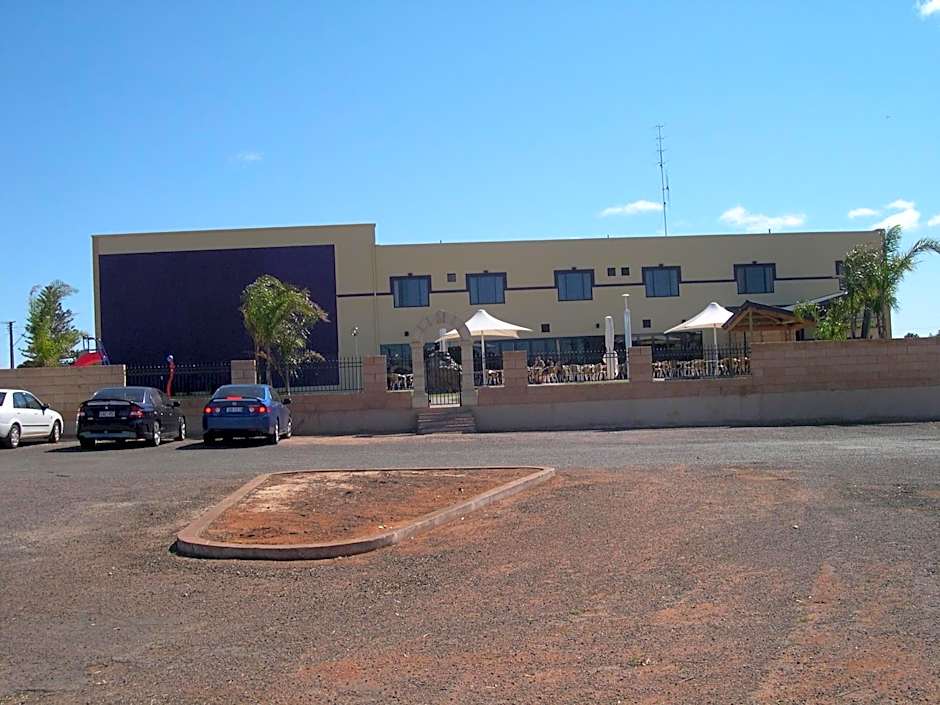 New Whyalla Hotel