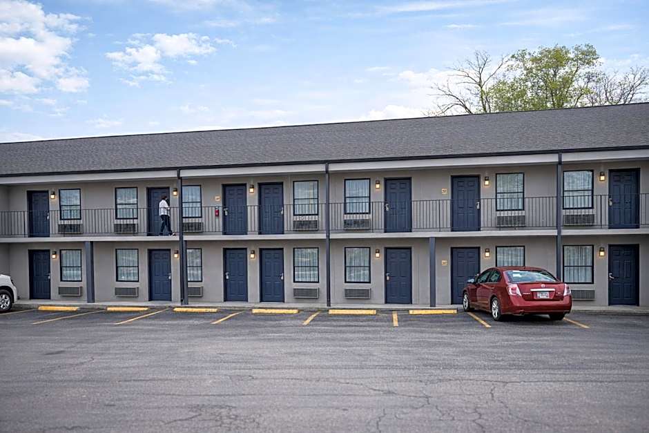 Quarters Inn & Suites