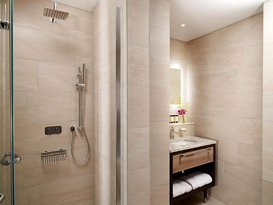 Grand Central Hotel Belfast