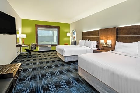 Standard Queen Room with Two Queen Beds