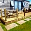 Allibella Shepherds Hut, Amazing Seaview, Private garden, Pet Friendly