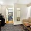 La Quinta Inn & Suites by Wyndham Springfield South