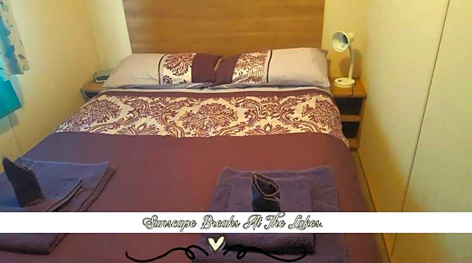 Sunscape breaks At Tattershall Lakes