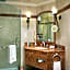 Hilton Beirut Metropolitan Palace