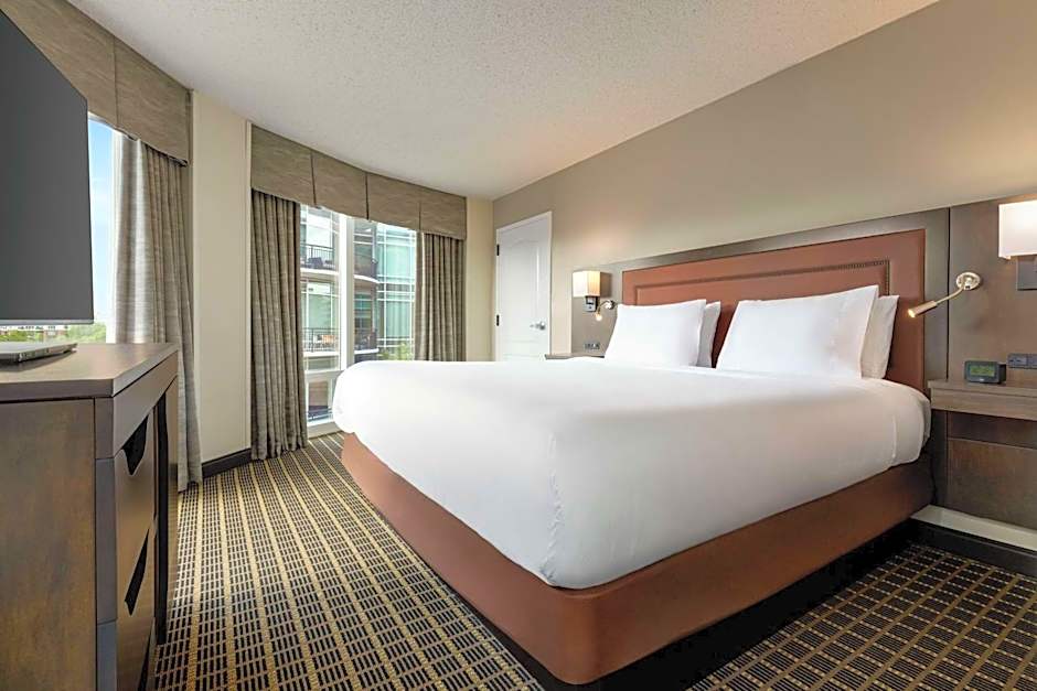 Hampton Inn & Suites Greenville-Downtown-RiverPlace