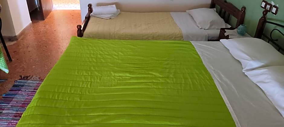 Hotel zakros rooms-restaurant