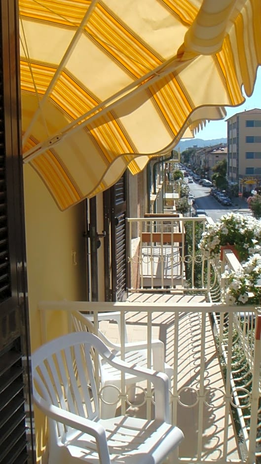 Hotel I 4 Assi