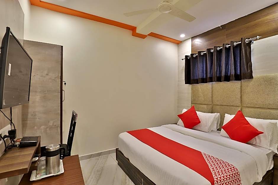 Hotel Shiv Villa by OYO – Ahmedabad, TN