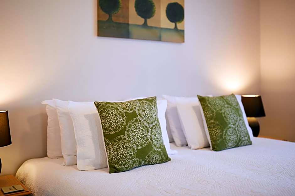 Blenheim Palms Motel