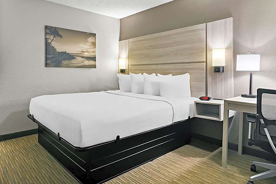 Best Western Oasis Inn And Suites