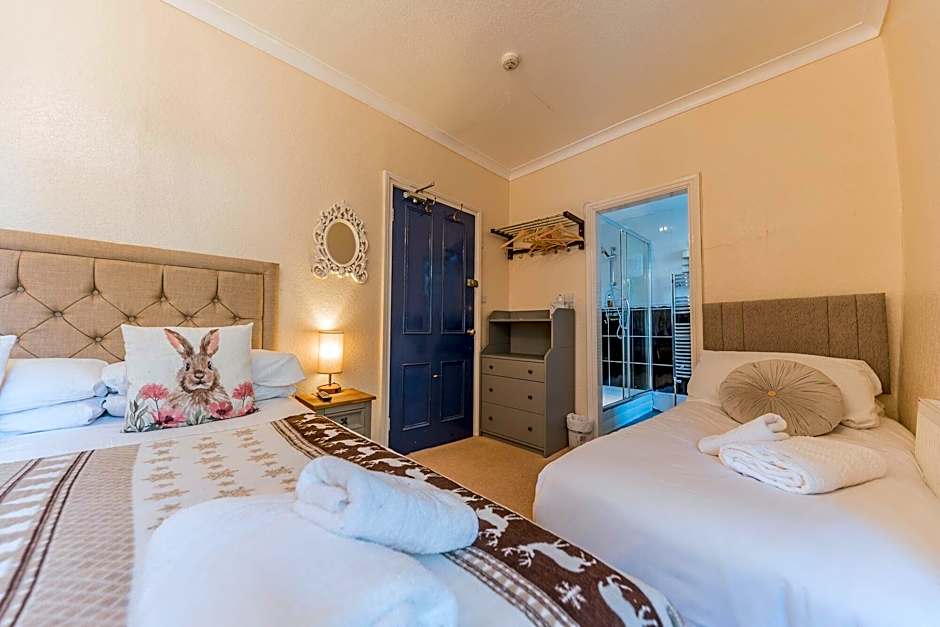 Rayrigg Villa Windermere (Room Only)