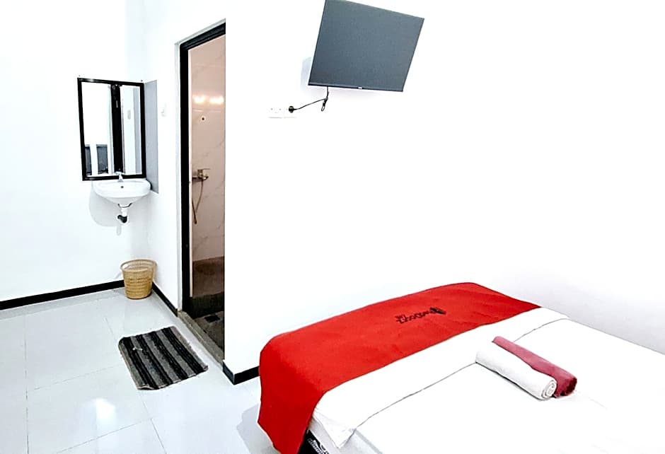RedDoorz at Queen Asri Premium