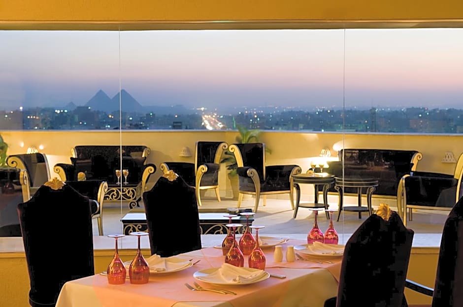 Barcelo Cairo Pyramids