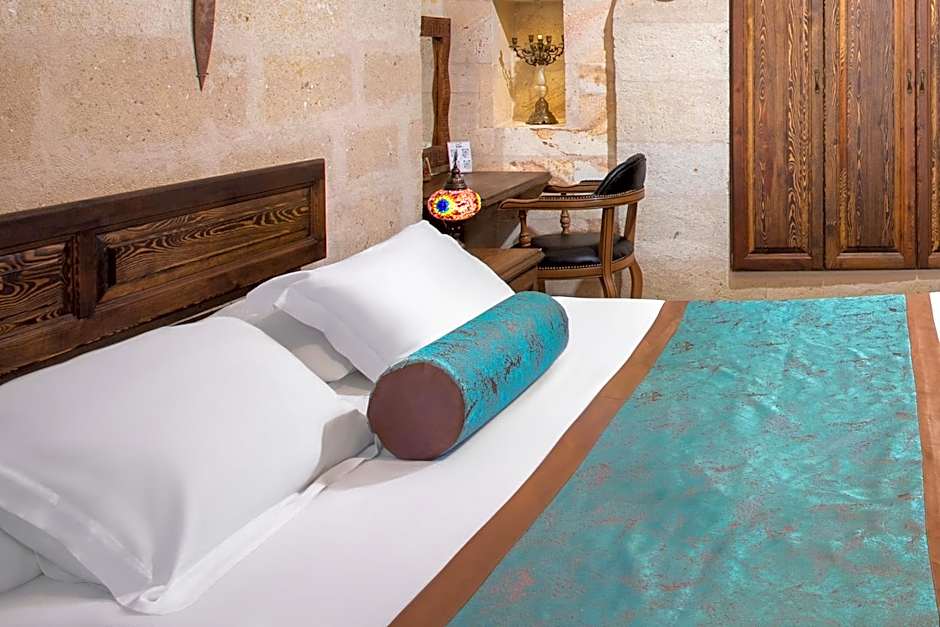 Cappa Via Cave Hotel