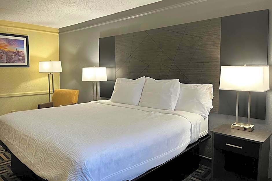 Baymont by Wyndham Indianapolis Airport Lynhurst