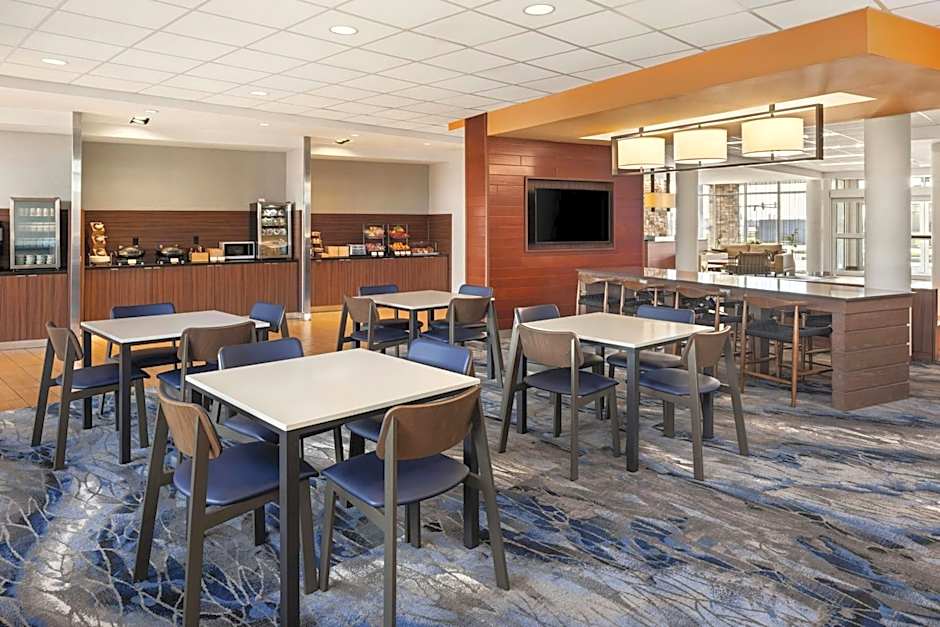 Fairfield Inn & Suites by Marriott St. Louis Pontoon Beach/Granite City, IL