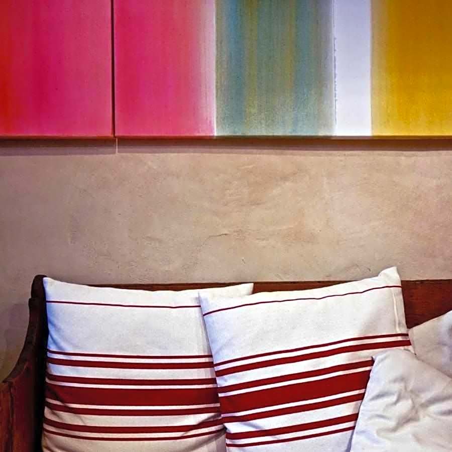 Hotel rural HD Riudebitlles art i allotjament