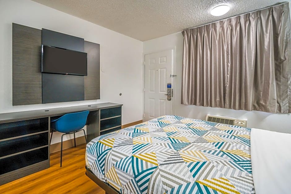 Motel 6-Irving, TX - Dallas