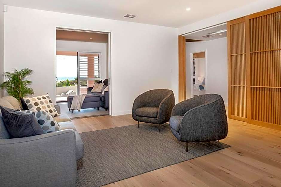 SEA FOR MILES at Semaphore to relax & unwind