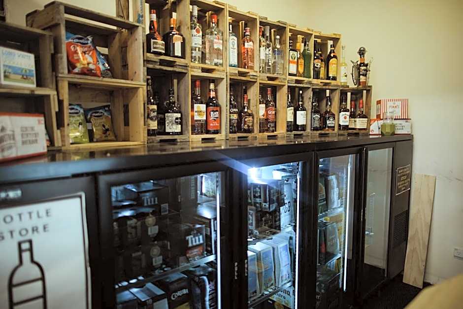 Makikihi Country Hotel