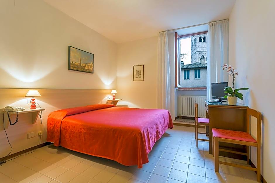 Hotel San Rufino