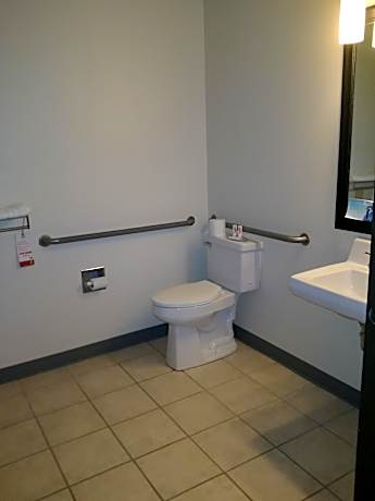King Room - Mobility Access/Non-Smoking