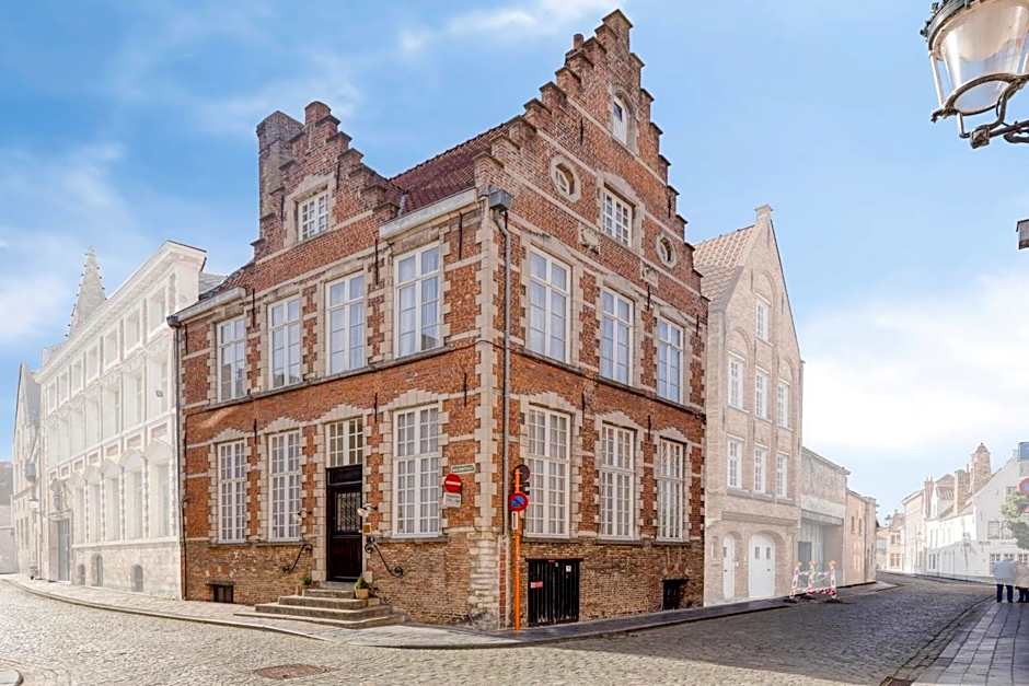Augusto a beautifully restored historic townhouse in the heart of Bruges