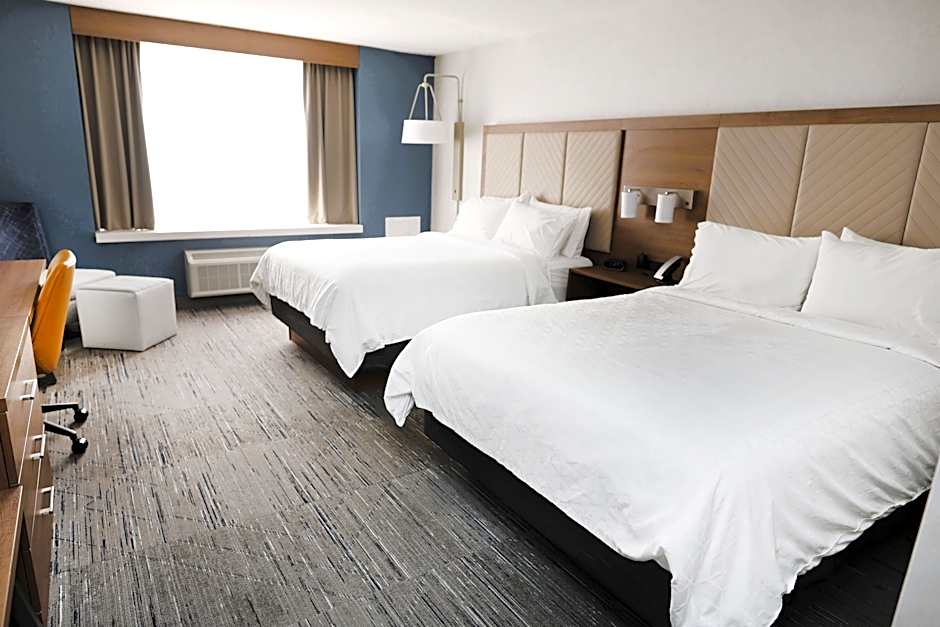 Photo 1 of 2 of Standard 2 Twin Beds