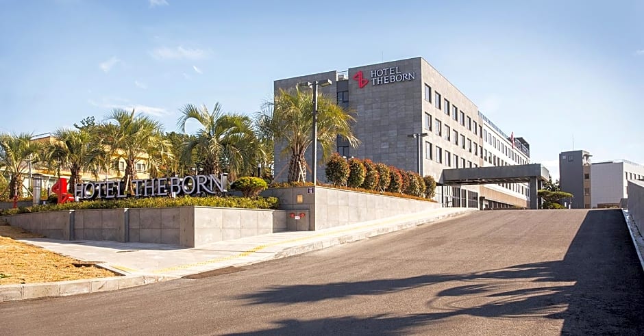 Hotel Theborn Jeju