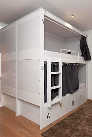 Single Bed in 6-Bed Dormitory Room
