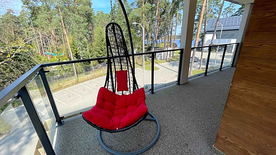 Apartament nad jeziorem , ZEFIR