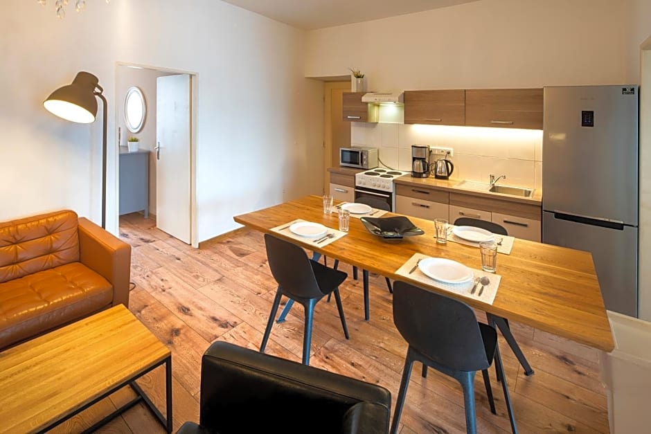 New Town - Apple Apartments