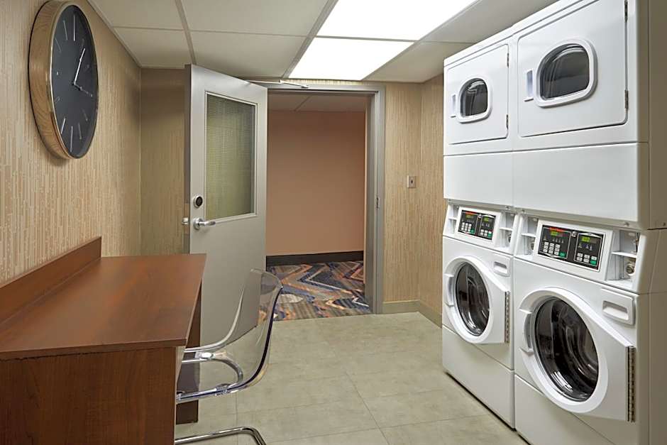 Four Points by Sheraton Vaughan