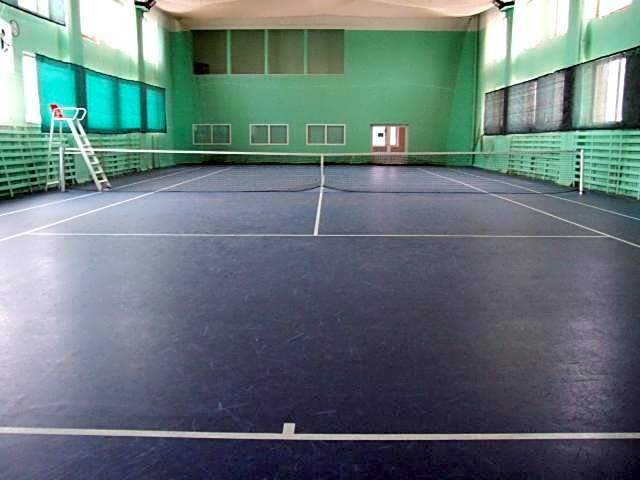 Sky High Hotel Airport 200 meters from the terminal