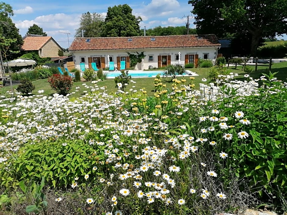 La Vieille Gorce Gîtes in the Vienne