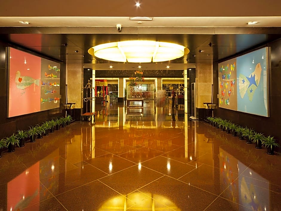 Baiyun Hotel