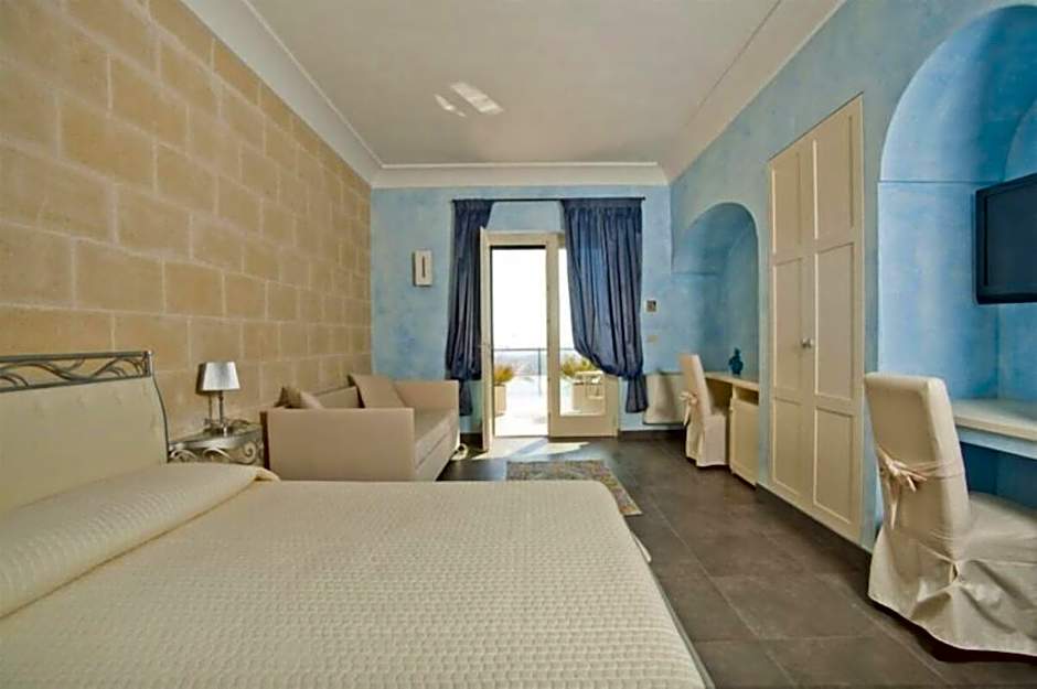 Photo 1 of 2 of Grand Junior Suite
